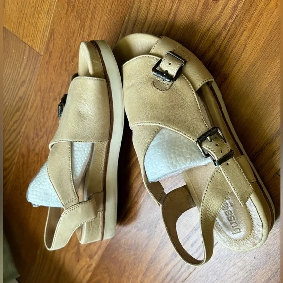 BUSSOLA Real Leather open toe sandals - Picture 11 of 11